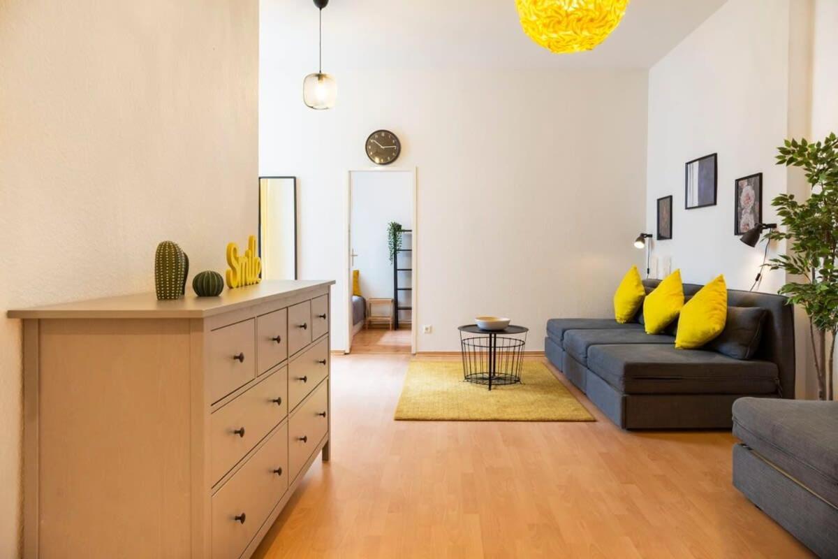 Spacious Family Apartment At Mauerpark Plus Selfcheckin Berlin Exterior photo