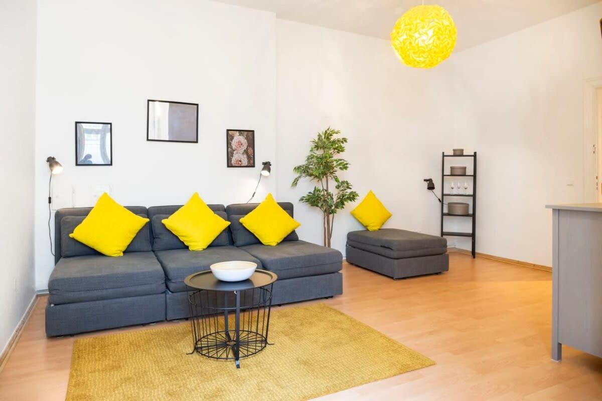 Spacious Family Apartment At Mauerpark Plus Selfcheckin Berlin Exterior photo