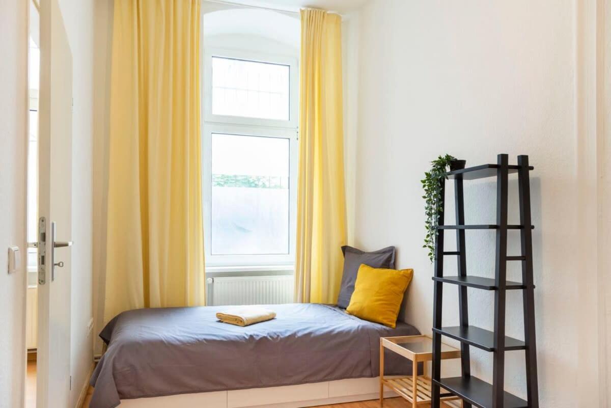 Spacious Family Apartment At Mauerpark Plus Selfcheckin Berlin Exterior photo