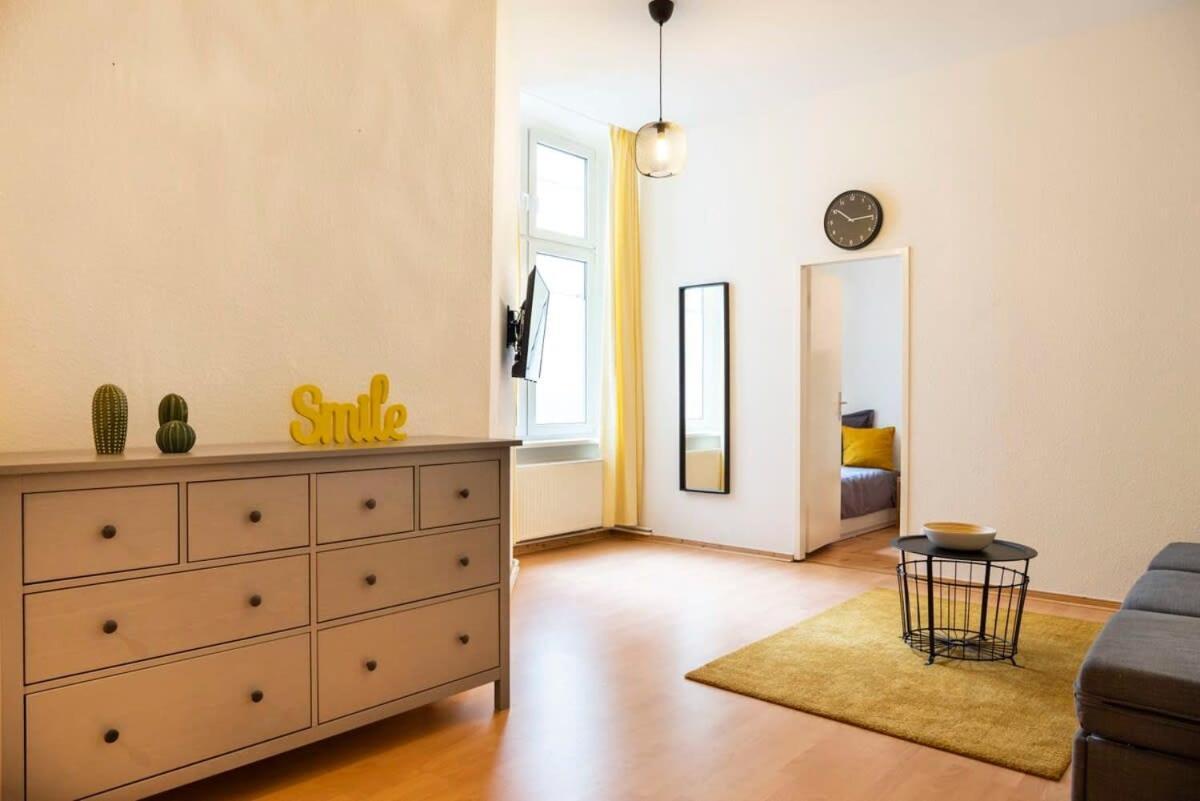 Spacious Family Apartment At Mauerpark Plus Selfcheckin Berlin Exterior photo